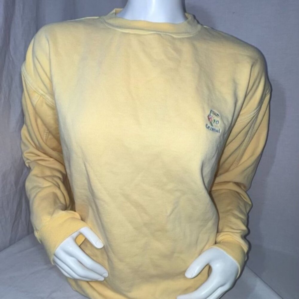 Unisex Pastel Yellow Sweater Long-sleeve Size Large